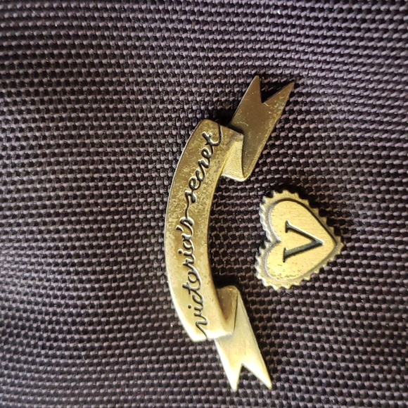 Victoria's Secret Zippered Canvas Travel / Toiletry Bag - Dark Brown color. - Picture 3 of 14